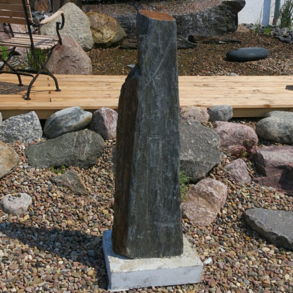 Schiefersäule Naturstein