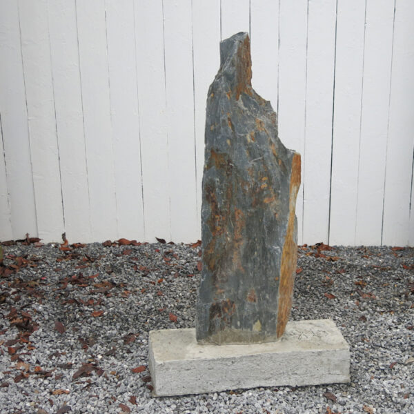Schiefersäule Naturstein