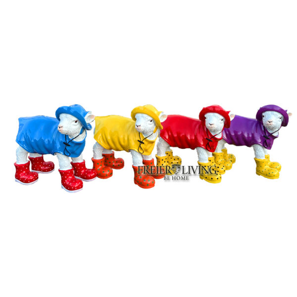 Lamm mit Regenmantel Friesennerz Figur