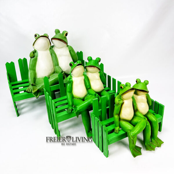 Frosch Pärchen als Gartenfigur auf Bank
