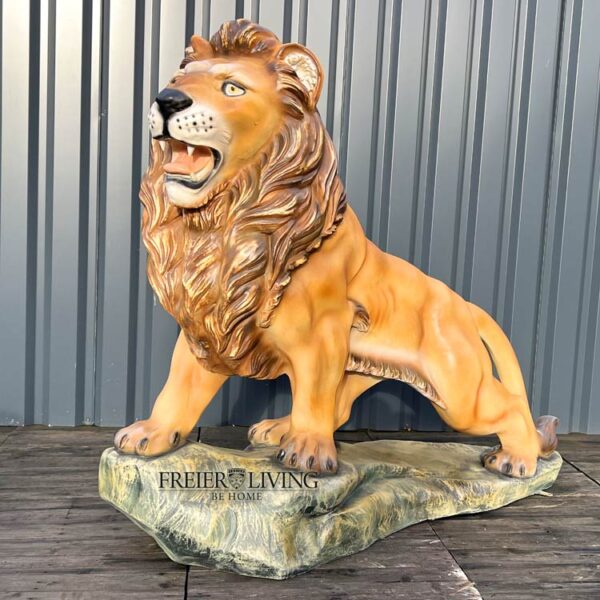 Riesen Löwe als Dekofigur