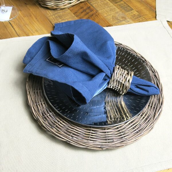 Rattan Teller
